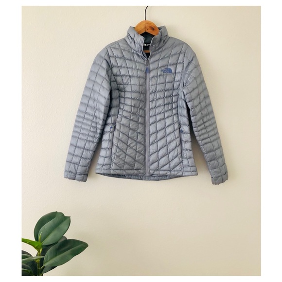 {The North Face} Thermoball Lightweight Jacket - Picture 3 of 14